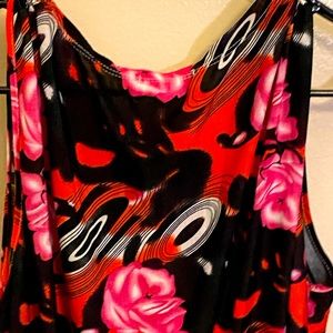 Sleeveless colorful top